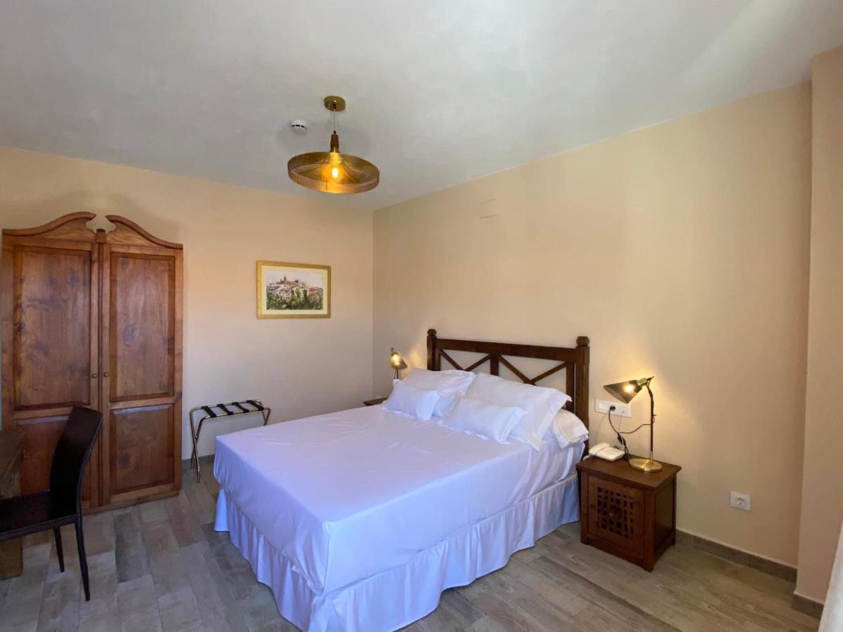 Hotel Palacio Conde Del Alamo Aroche Luaran gambar